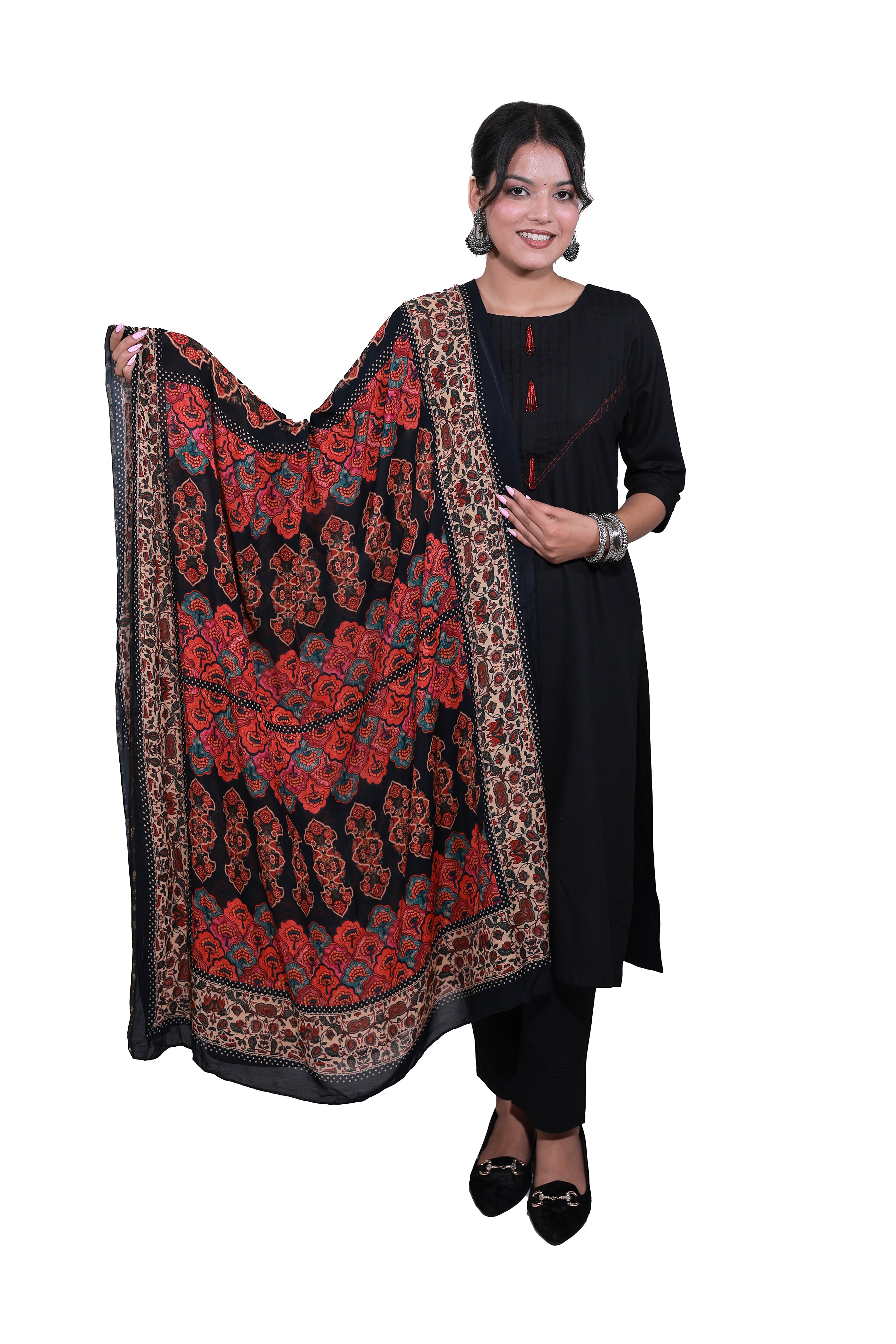 A woman standing in Noor-E-Nazakat black rayon kurta set with Pintuk neck & digital print dupatta by Simroz