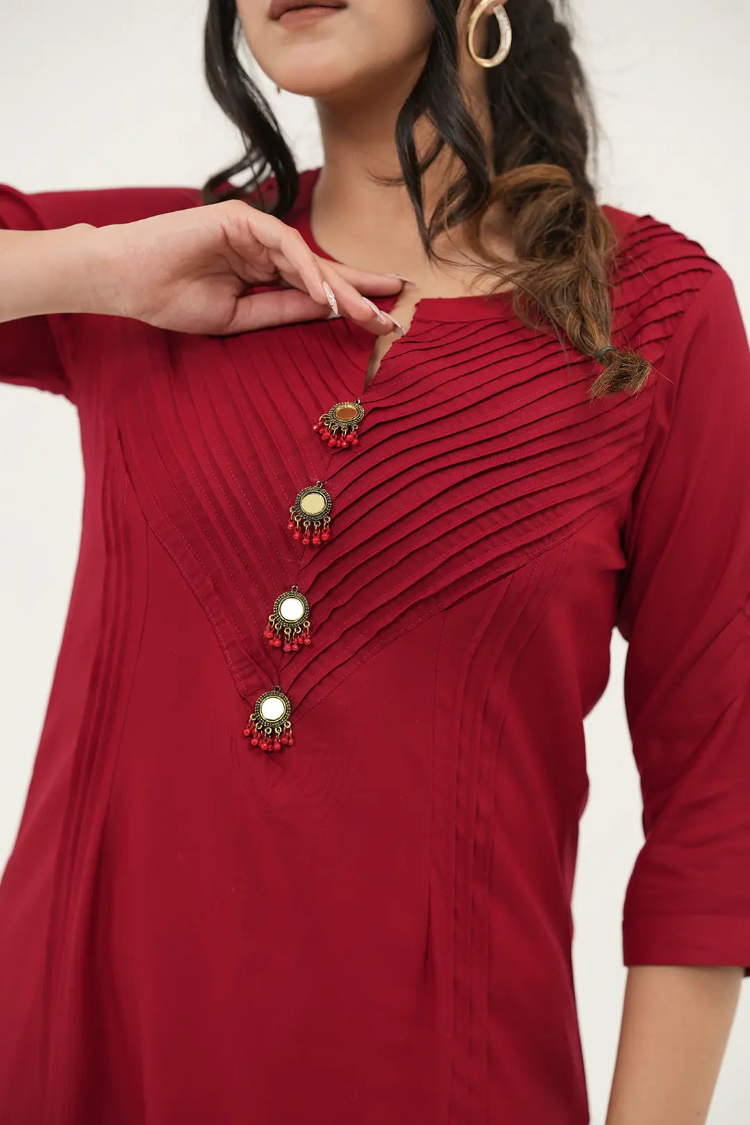 Crimson Radiance Pintuck Kurta Set - Simroz