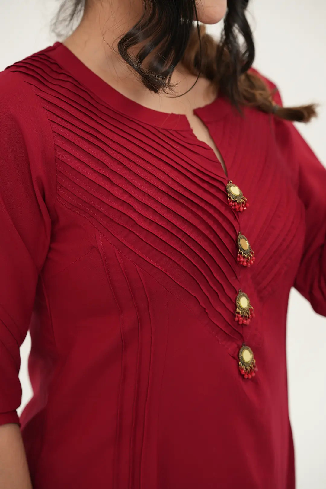 Crimson Radiance Pintuck Kurta Set - Simroz