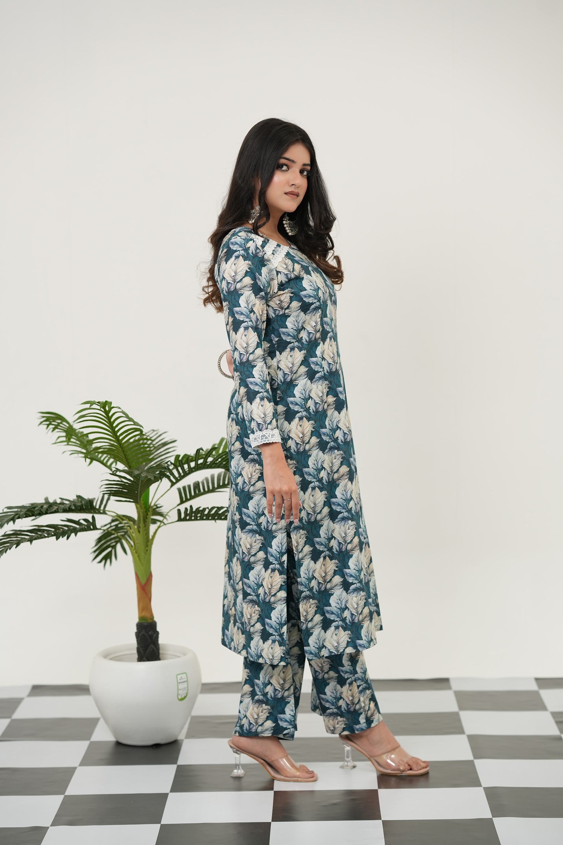 SIMROZ Verdant Bloom kurta set featuring vibrant digital print florals on premium cotton.