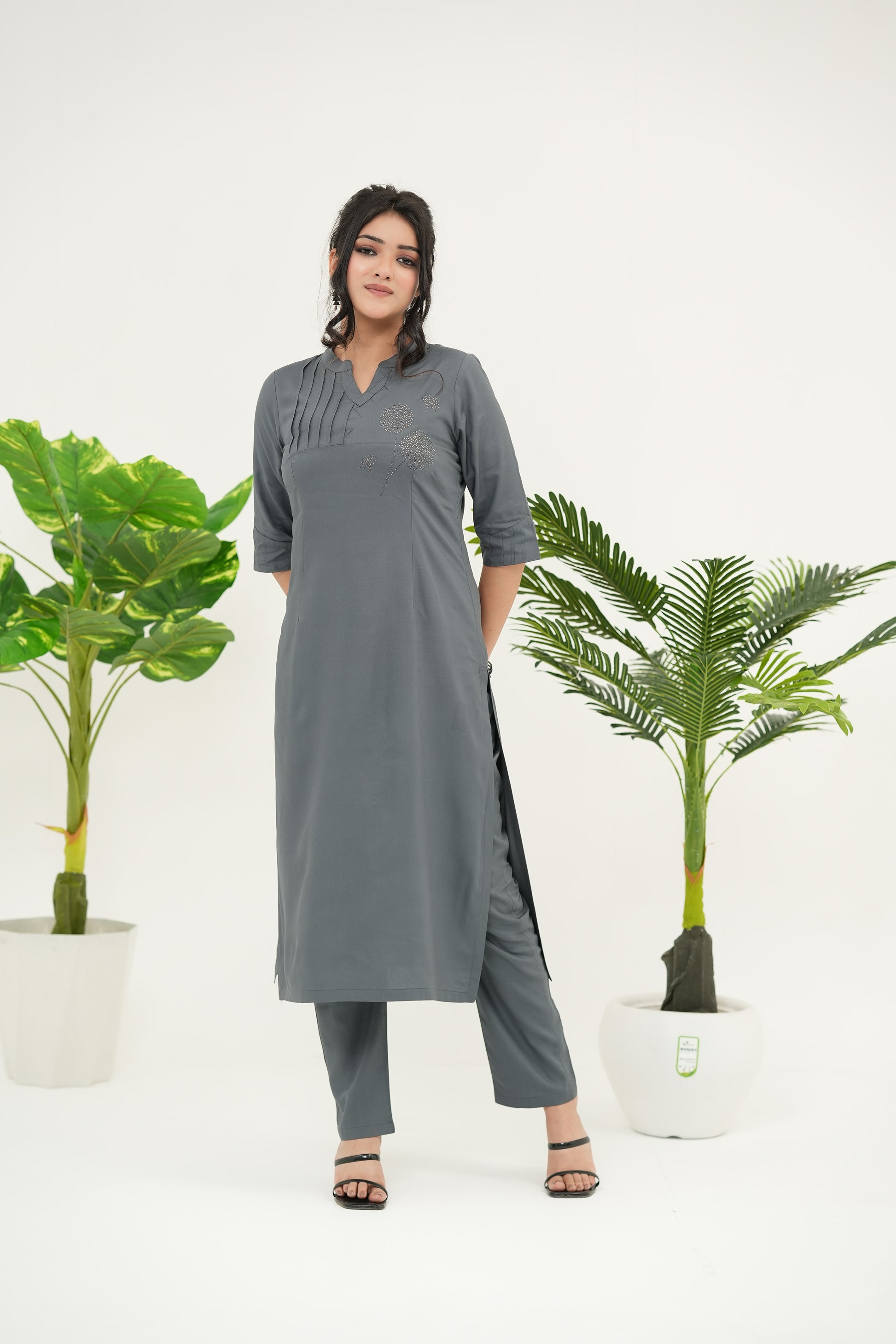 SIMROZ Twilight Sparkle kurta set featuring Swarovski crystal handwork, solid grey design, and notched neckline, full view.