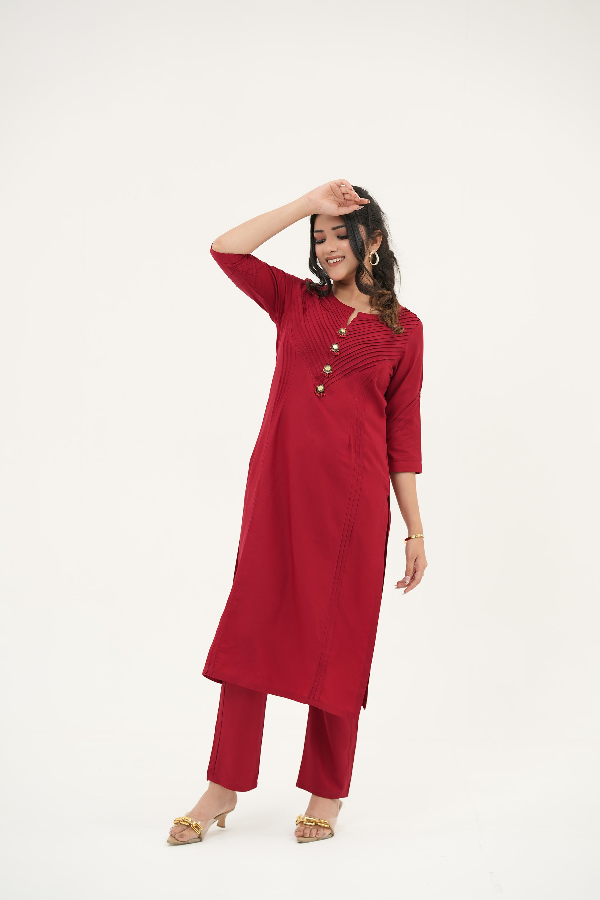 Crimson Radiance kurta set for women by SIMROZ, designed with pintuck front detailing and sophisticated mirror work, full view front.