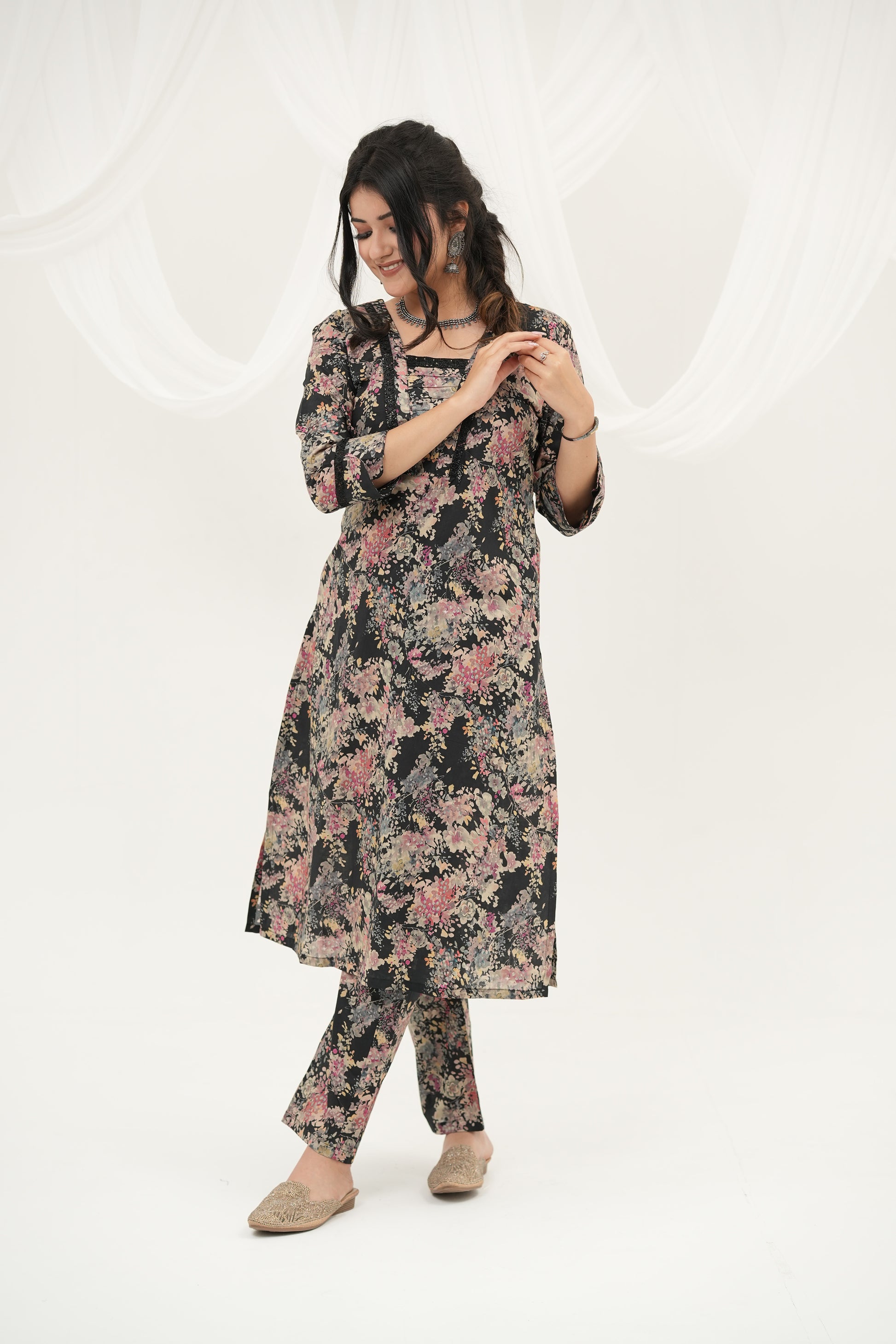 Stylish printed black kurta set with digital floral design, lace work detailing, and comfortable cotton cambric fabric, full view - SImroz.