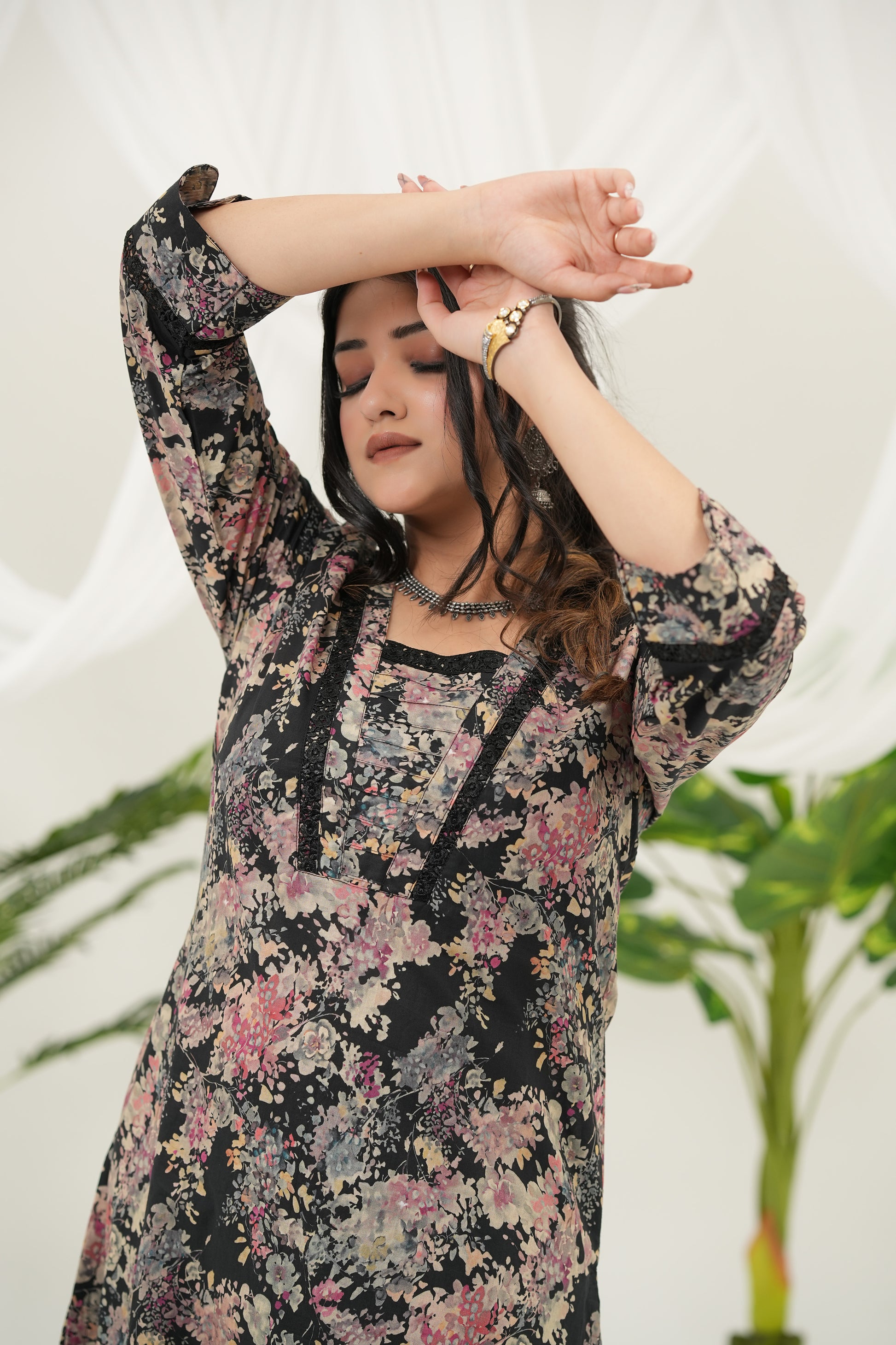 Twilight Bloom black kurta set by SIMROZ, featuring intricate floral digital print, delicate lace detailing, cotton cambric fabric, and summer-friendly straight-fit comfort.