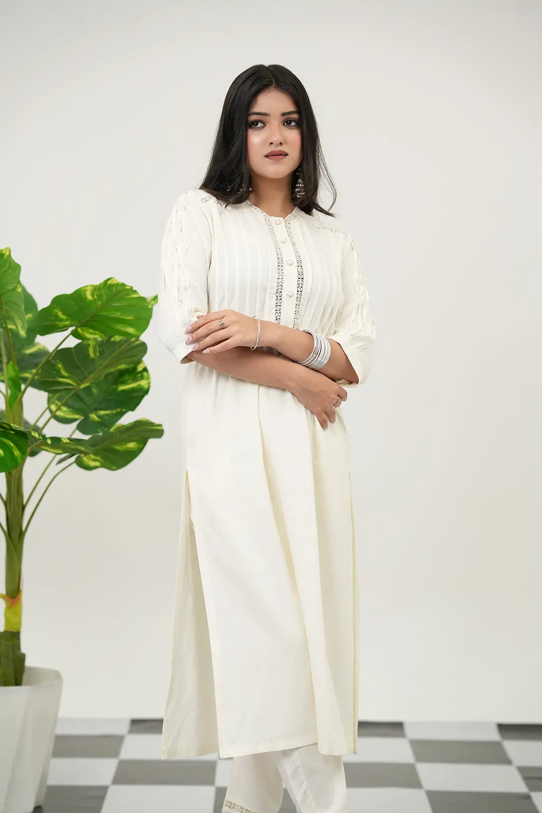"Summer Snow White" Lace Work Kurta Set - Simroz
