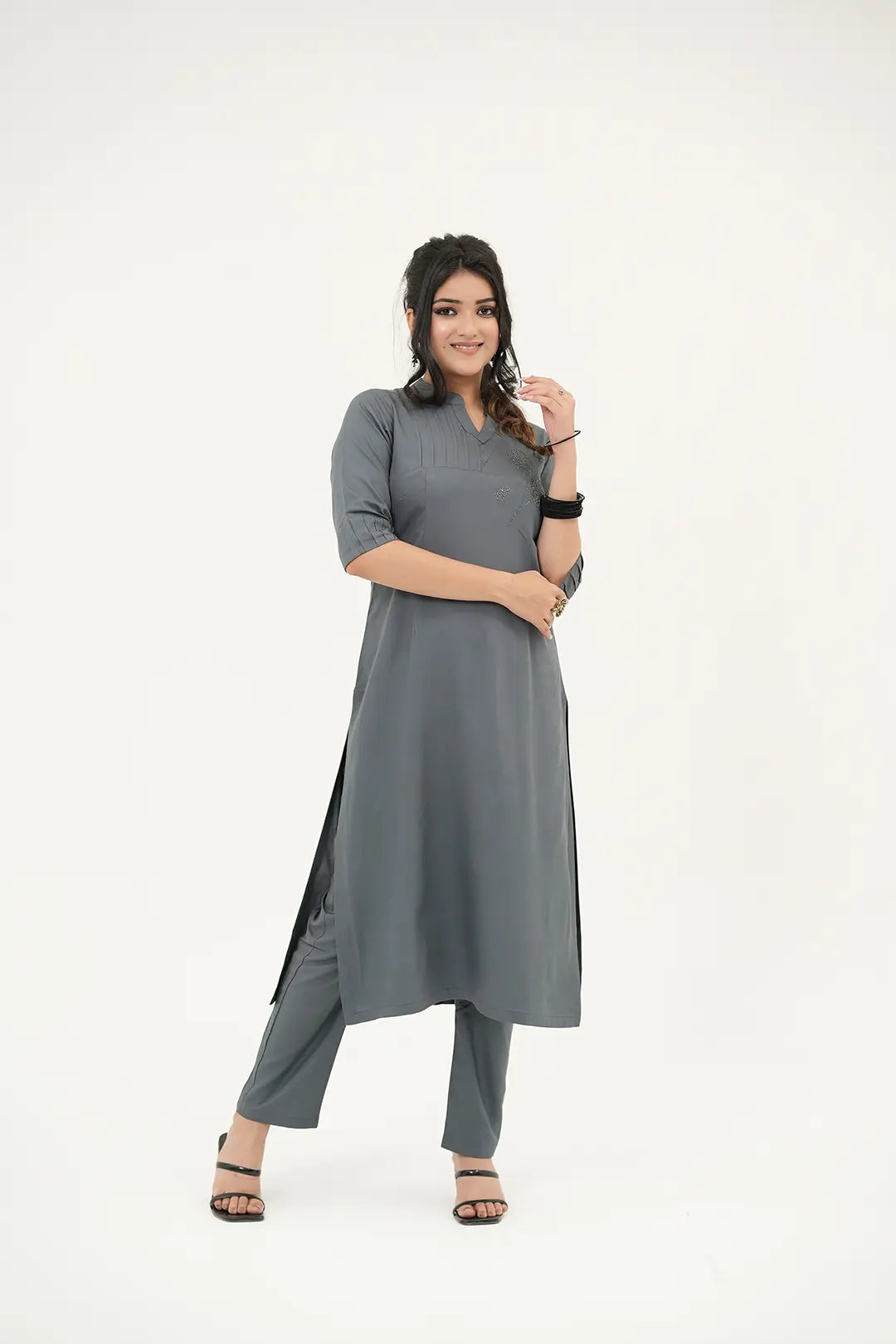 "Twilight Sparkle" Swarovski Work Kurta Set - Simroz