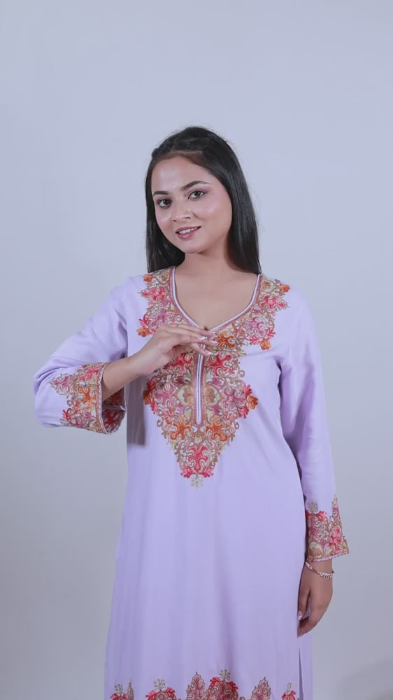Load video: Gul-e-Kashmir Kurta Set